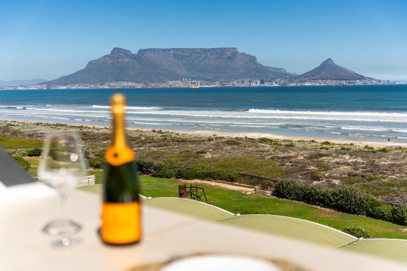 To Let 1 Bedroom Property for Rent in Dolphin Beach Western Cape